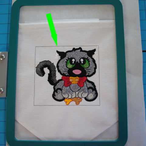 Picture of machine applique'd cat design for Halloween at Sew Inspired by Bonnie