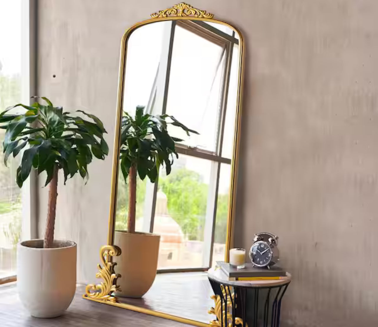 Dovelina 29 in. W x 68 in. H Retro Arched Metal Framed Full-Length Leaning Mirror! (BRAND NEW)