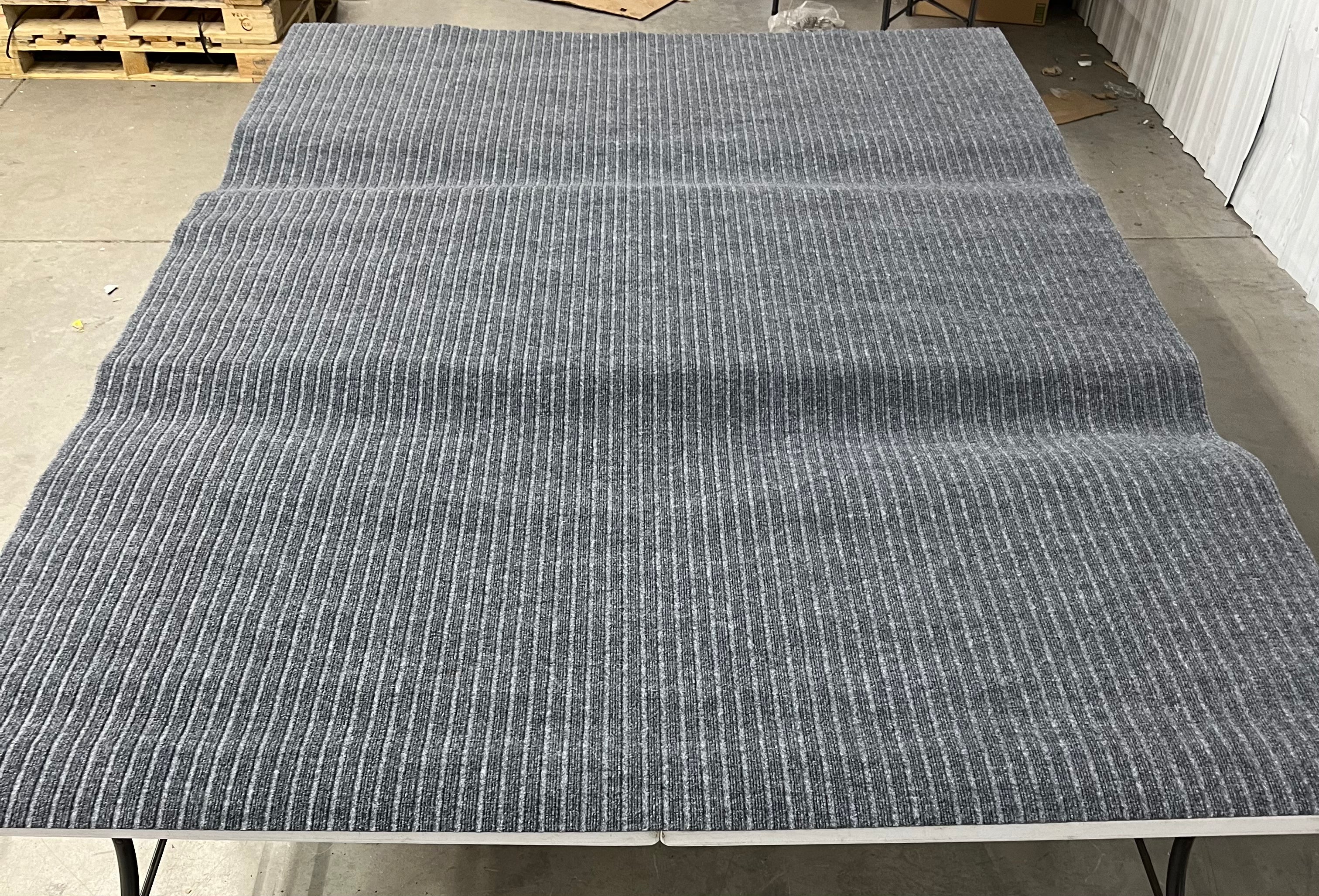 Mohawk 6’x9’ area rug Dark Grey- NEW!!!