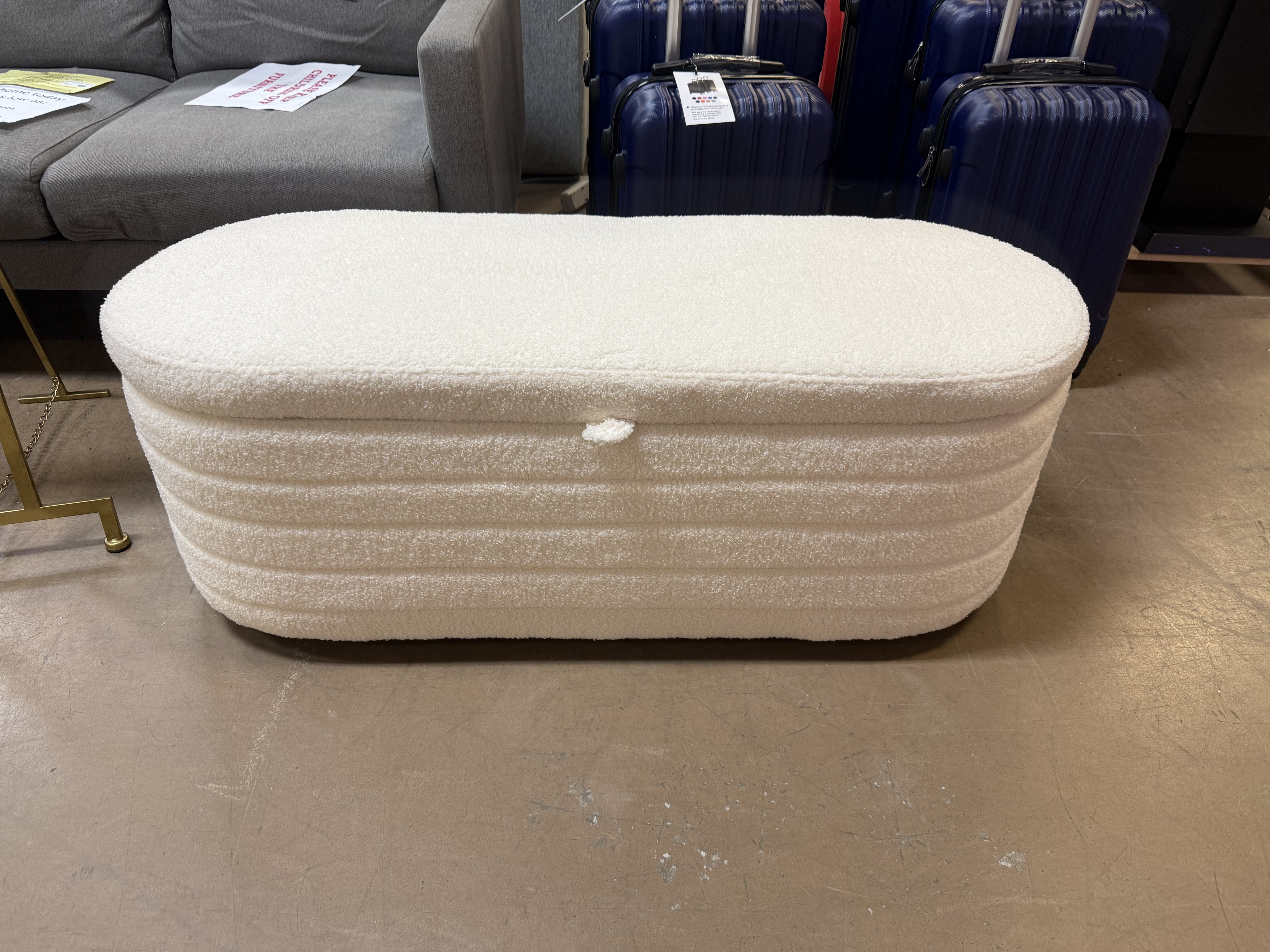 Othniel 45” x 16.5” White Teddy Storage Ottoman Bench, Oval Footrest with Anti-Slip Legs!! BRAND NEW!!