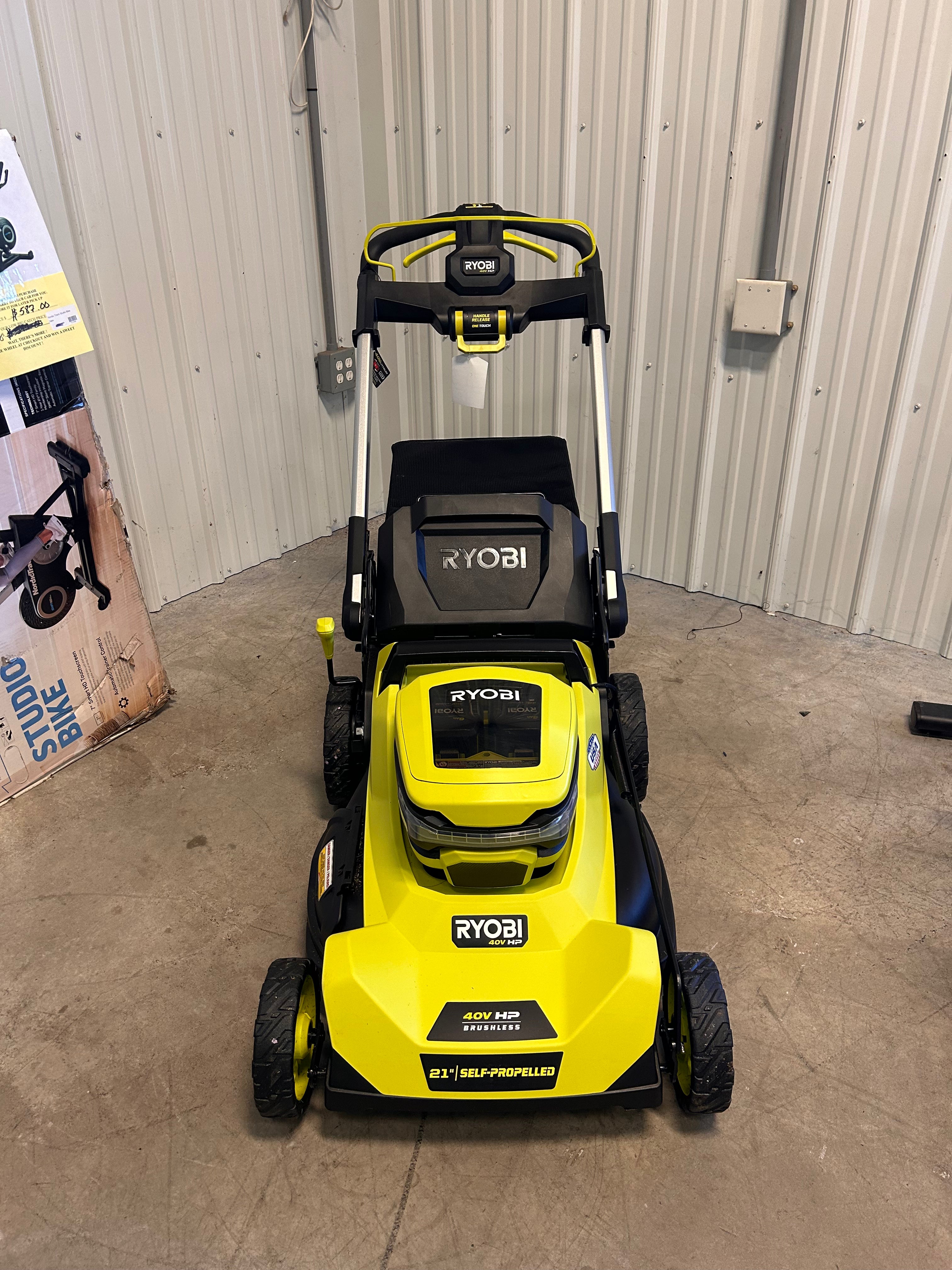 Ryobi 40V HP Brushless 21 in. Cordless Battery Walk Behind Self-Propelled Lawn Mower with (2) 6.0 Ah Batteries and Charger! (USED ONCE - LIKE NEW!)