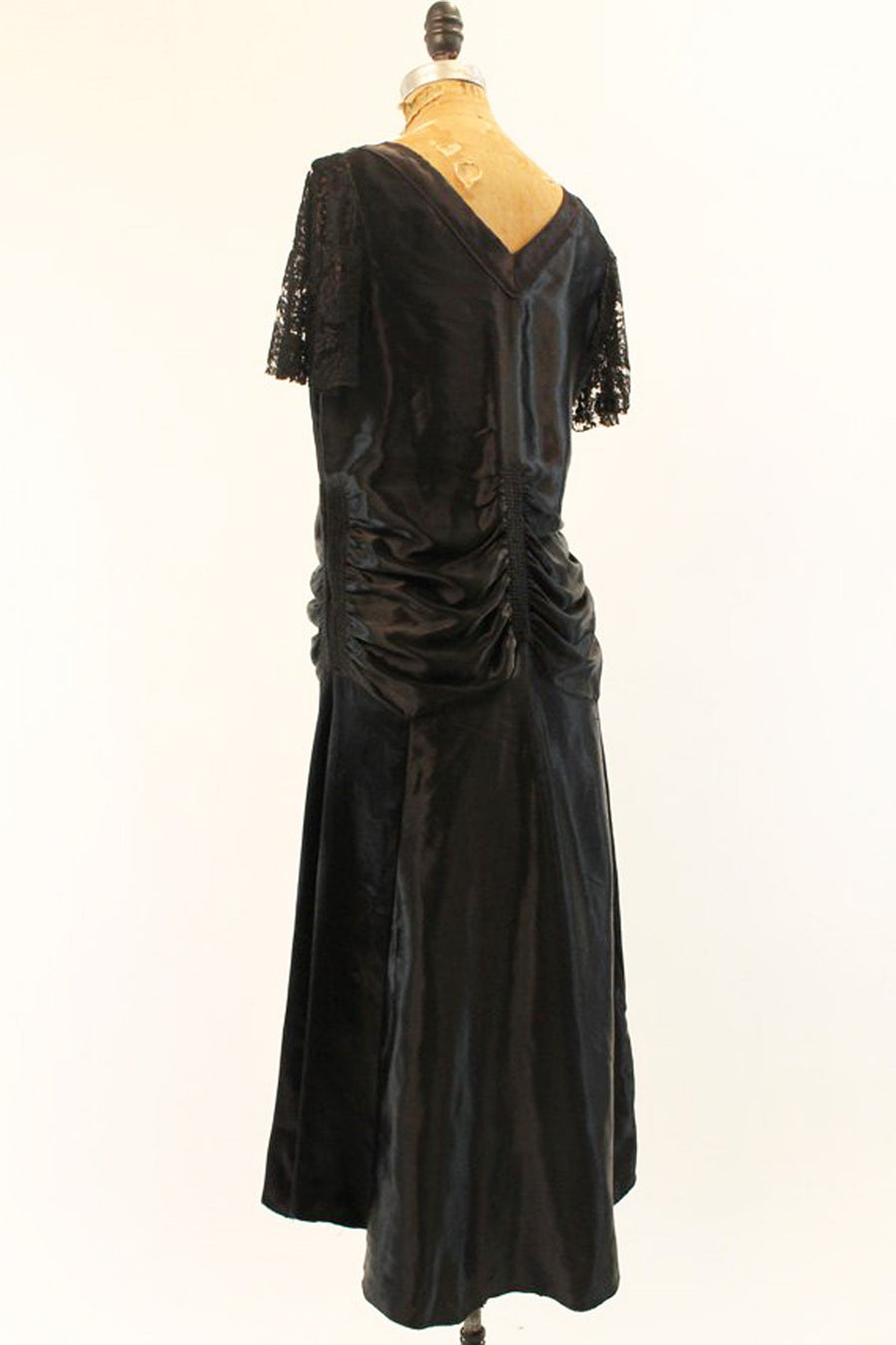 silk 1920s dress
