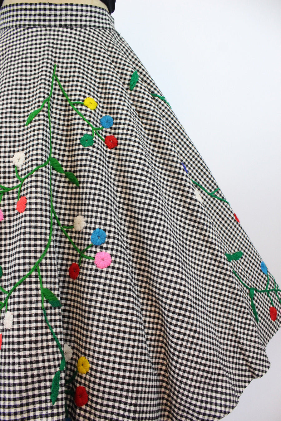 1950s checked embroidered skirt xs | vintage circle skirt | new in