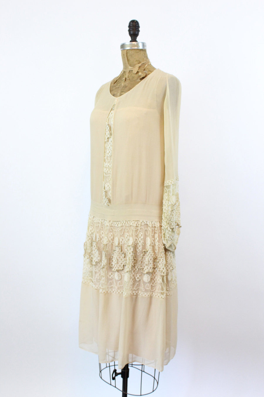 1920s silk macrame lace WOOD BEAD dress xs | new fall – Crush Vintage