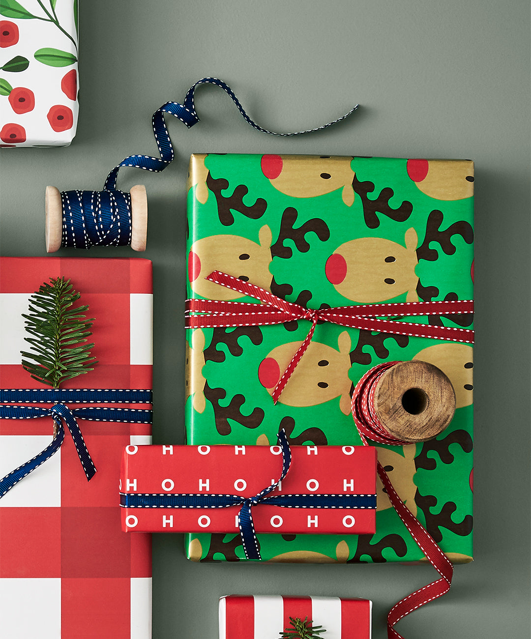 Reversible Wrapping Paper, Reindeer/Dots