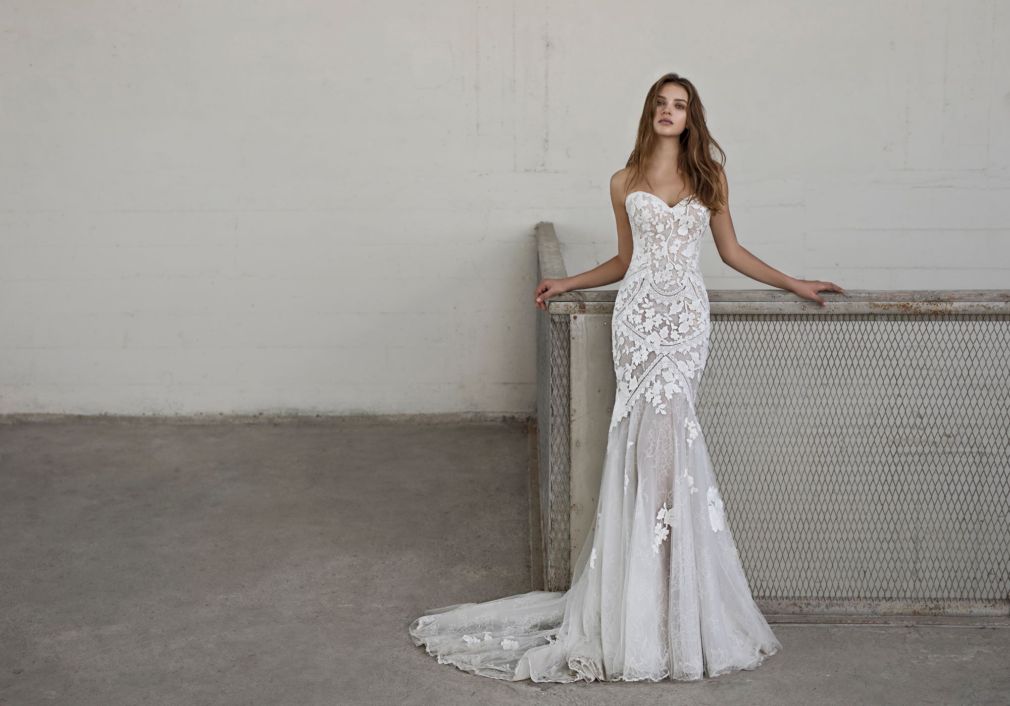 plus mermaid wedding dress