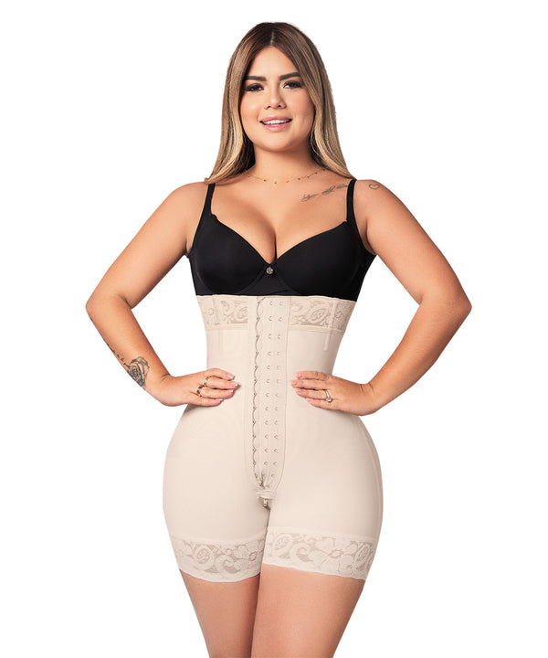  BiiKoon Plus Size Shapewear Shorts for Women High Waist Body  Shaper with Butt Lifter 3-Breasted Tummy Control Fajas Colombianas Panties  with Butt Pads (Color : Black, Size : 4X) : Clothing