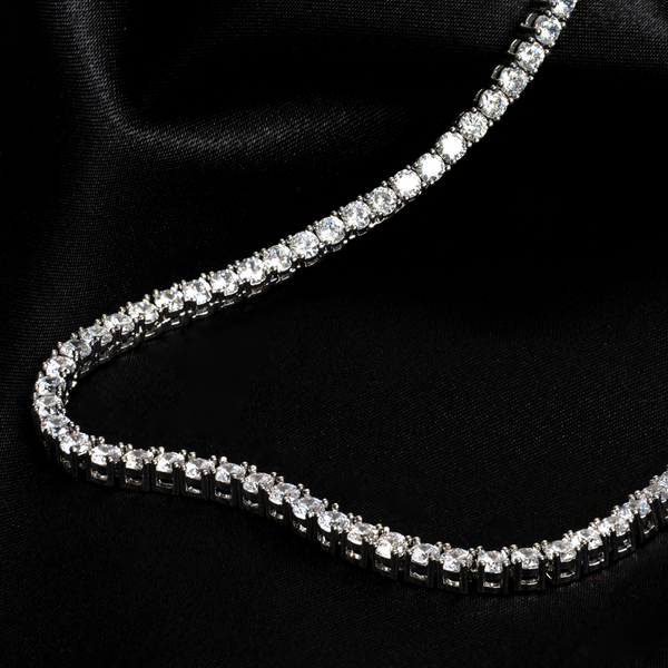 18K White Gold 20 Carat Round Cut Diamond Tennis Necklace – Robinson's  Jewelers
