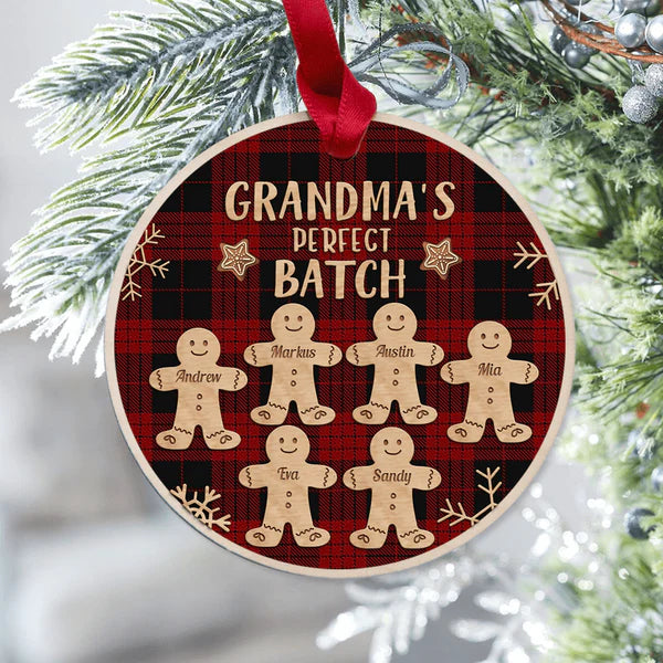 Personalized-Grandma-Maple-Round-Memorial-Ornament