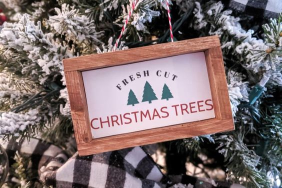 DIY Farmhouse Christmas Ornaments With Free Printables