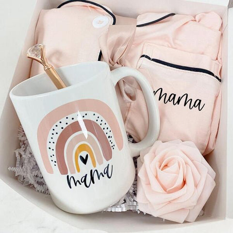 Retro Floral Mama Coffee Mug, Mama Mug, Gift for Mom, Mother's Day Coffee  Mug, Women's Mug, Mom Gift, Gift Idea for Mom, Retro Coffee Mug 