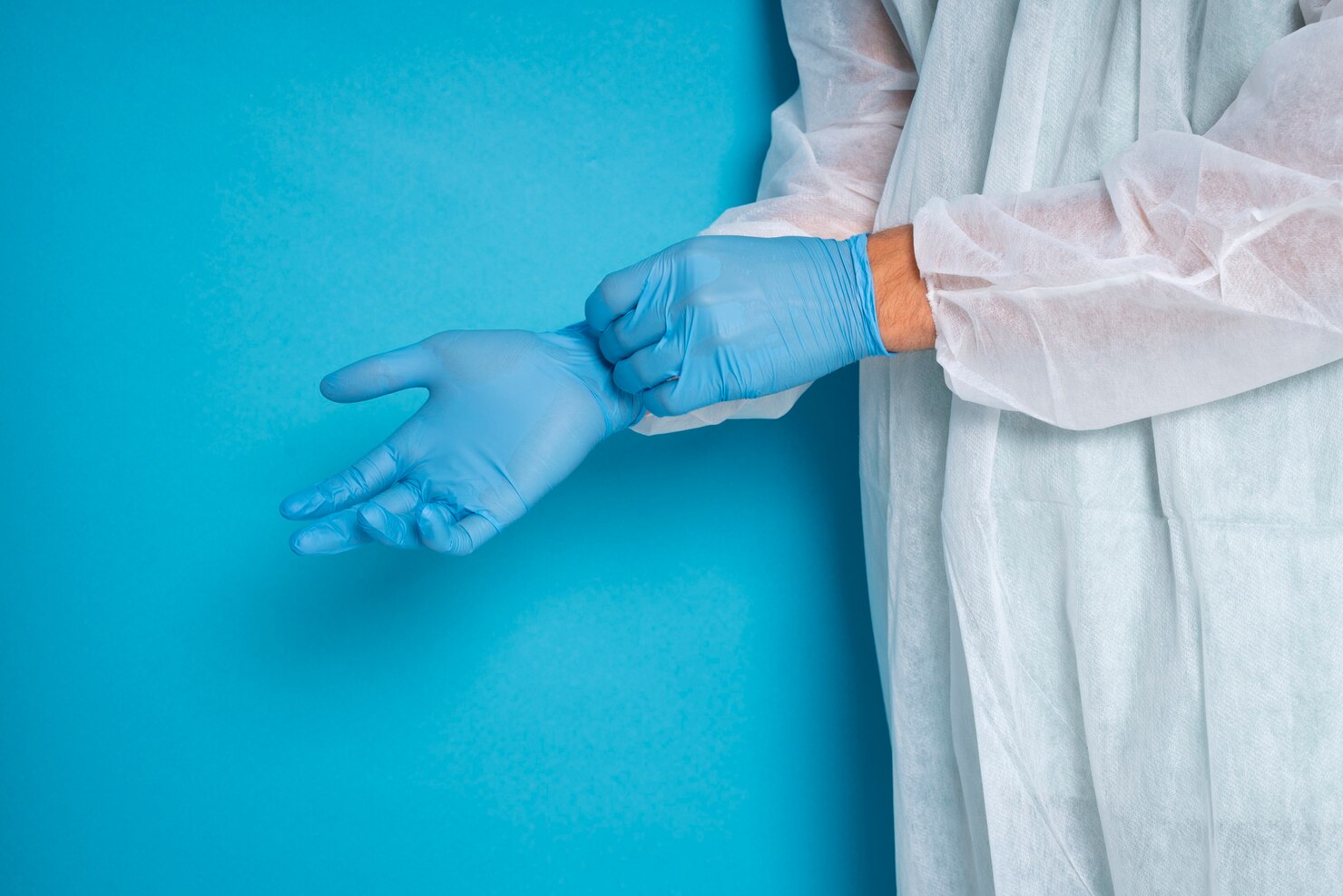 Sterile Versus Non Sterile Gloves