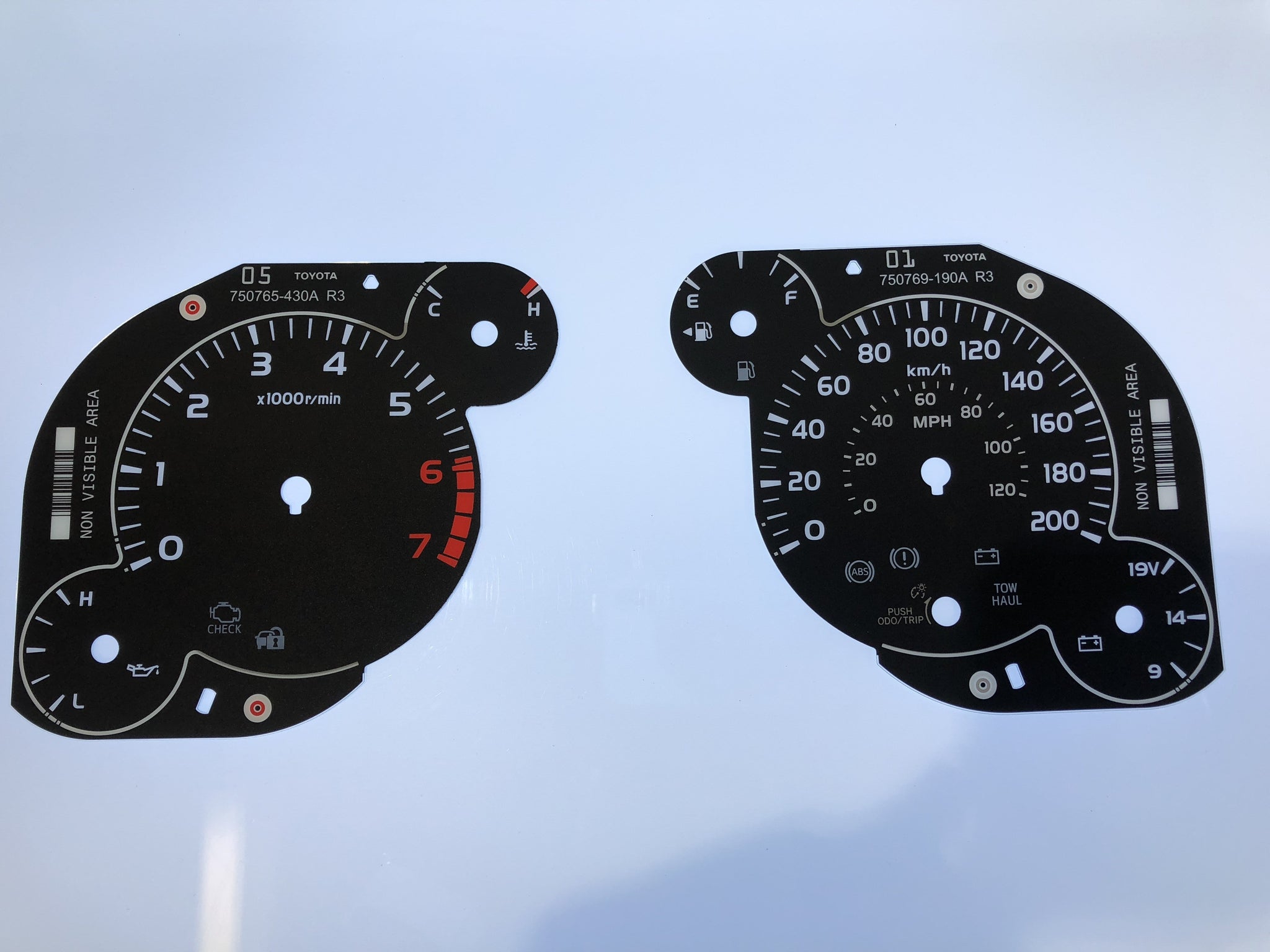 2014-2016 Toyota Tundra KM/H Conversion Gauge Face