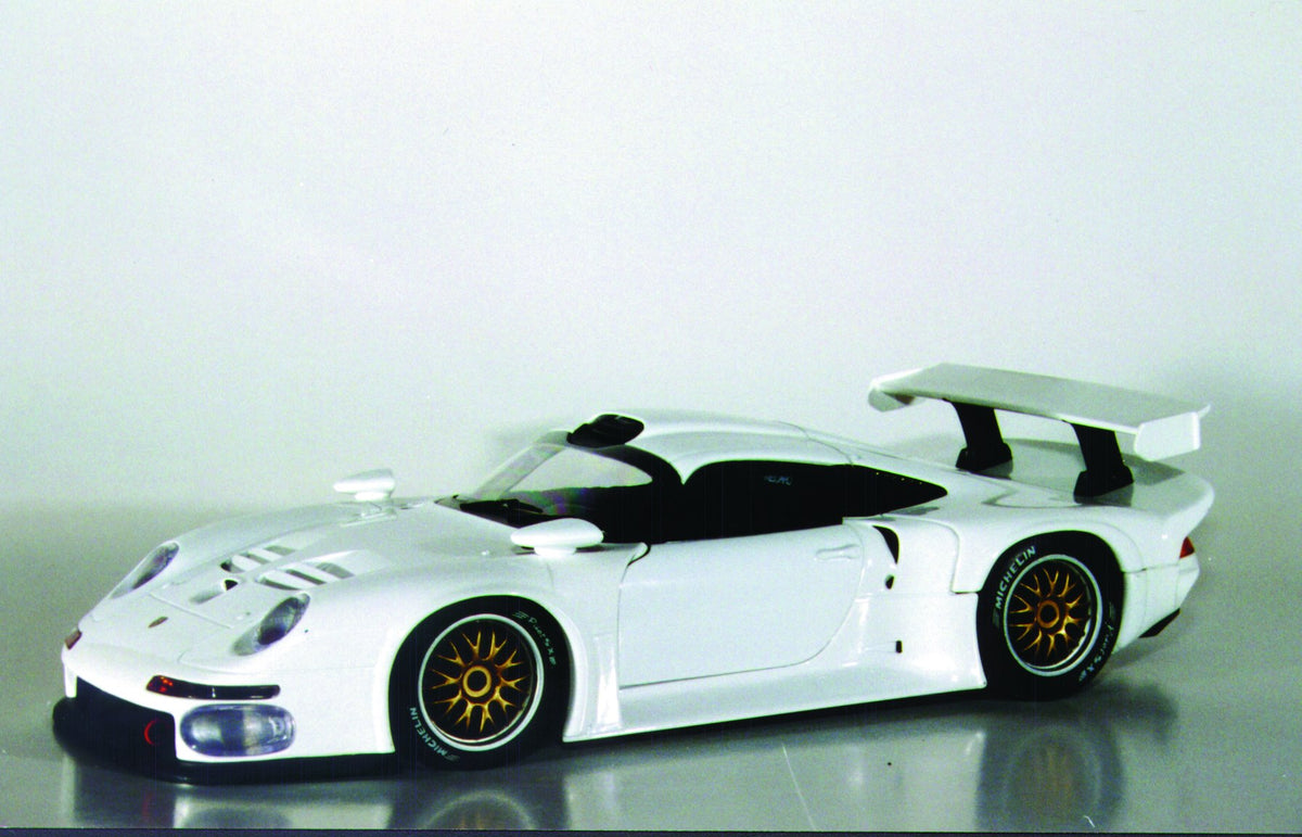 定価--Z PORSCHE 911 GT1 White ASCオートス - lyceemaputo.org