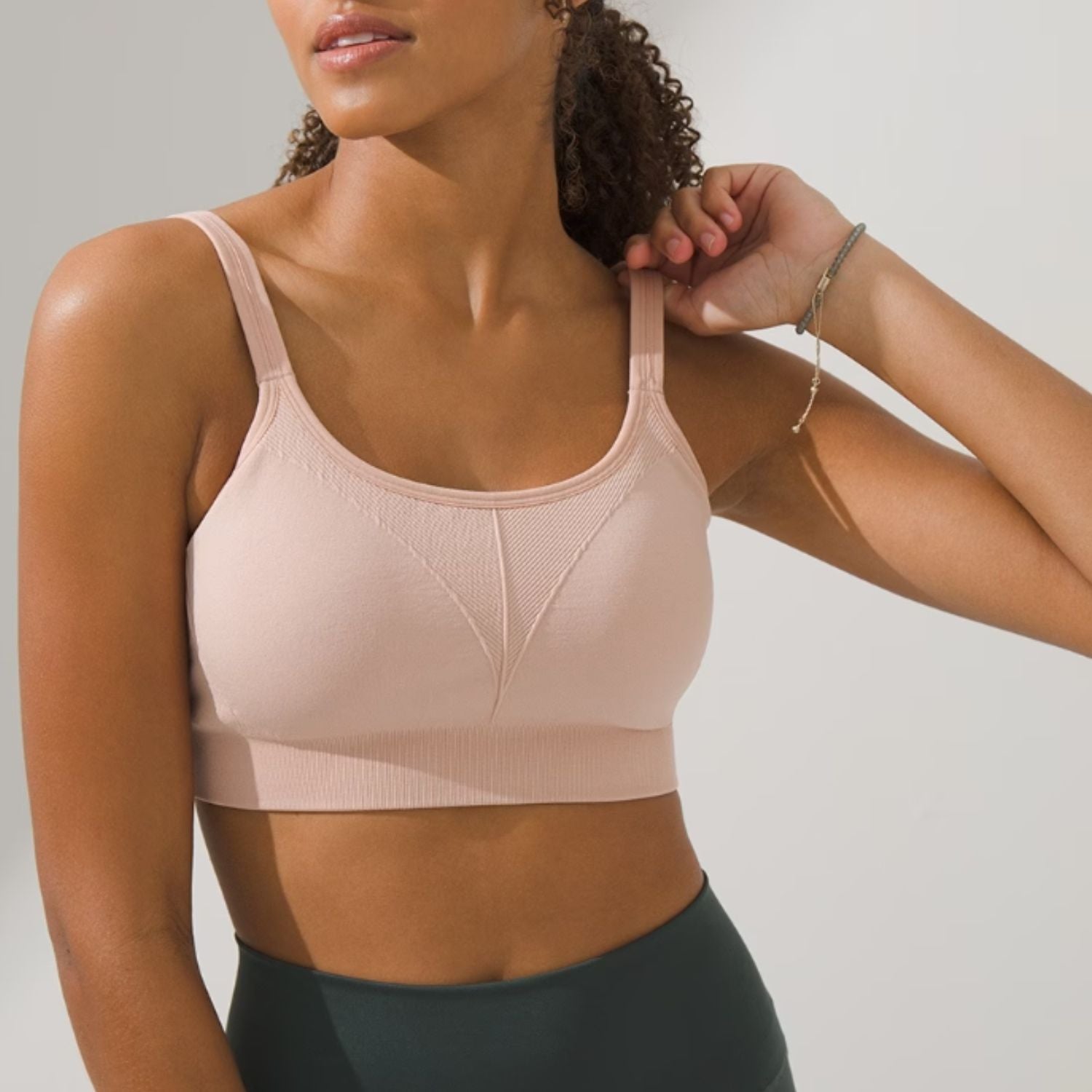 The 10 Best Comfortable and Supportive Seamless Bras for Everyday Wear