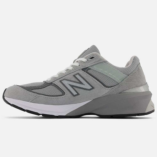 Women's MADE in USA 990v5 Core Running Shoe- Grey/Castlerock- Wide (D) â Gazelle Sports