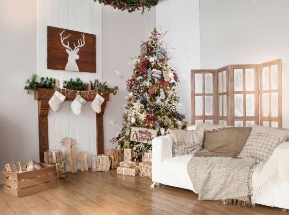 Helpful Hints on Decorating Your Christmas Tree