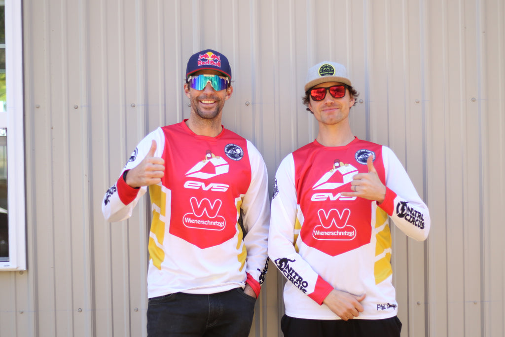 Travis Pastrana and Phil 'Smagical' Smage racing for Team EVS Wienerschnitzel squad for the first ever Bluegrass Brawl