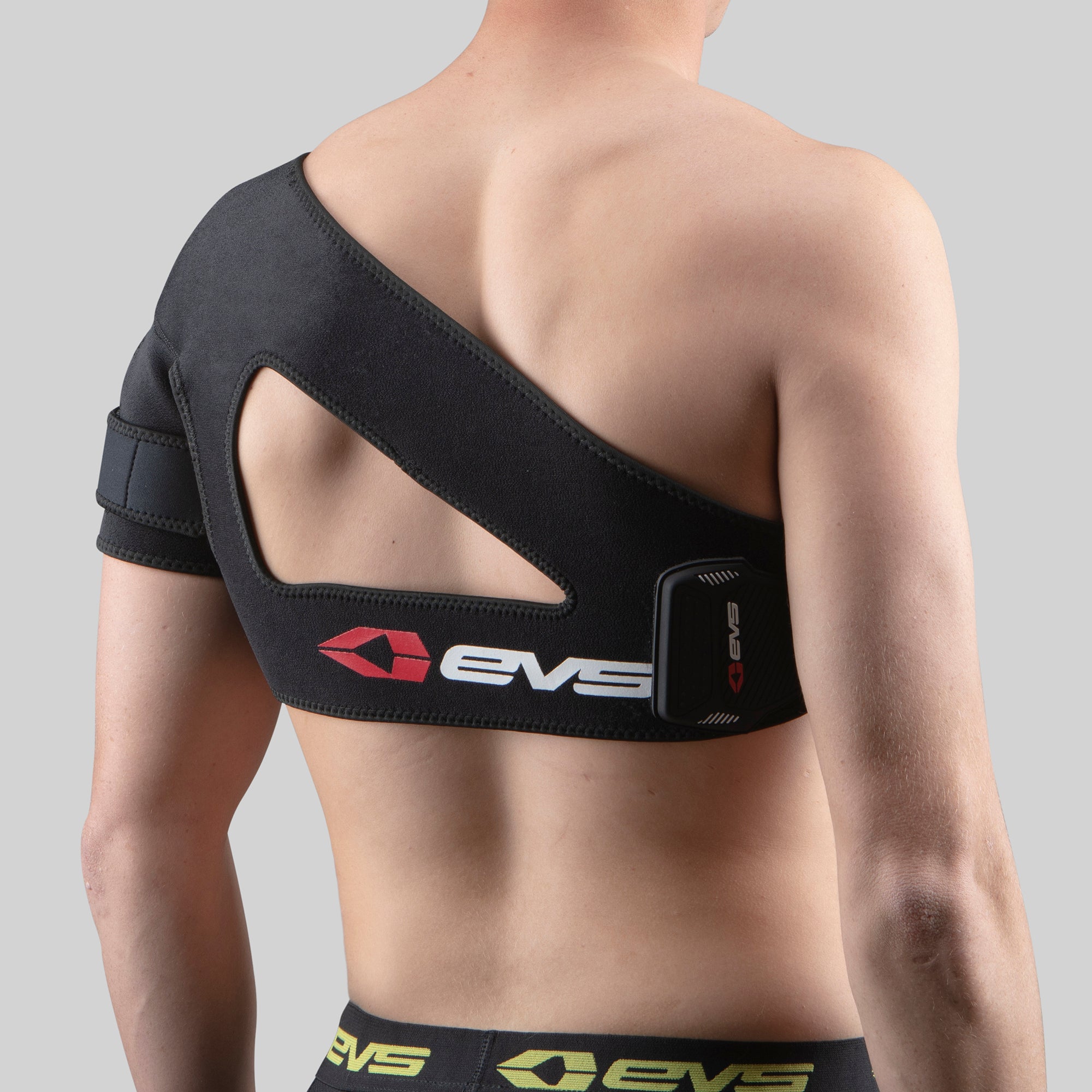 EVS-Shoulder Brace SB03 - KineMedics