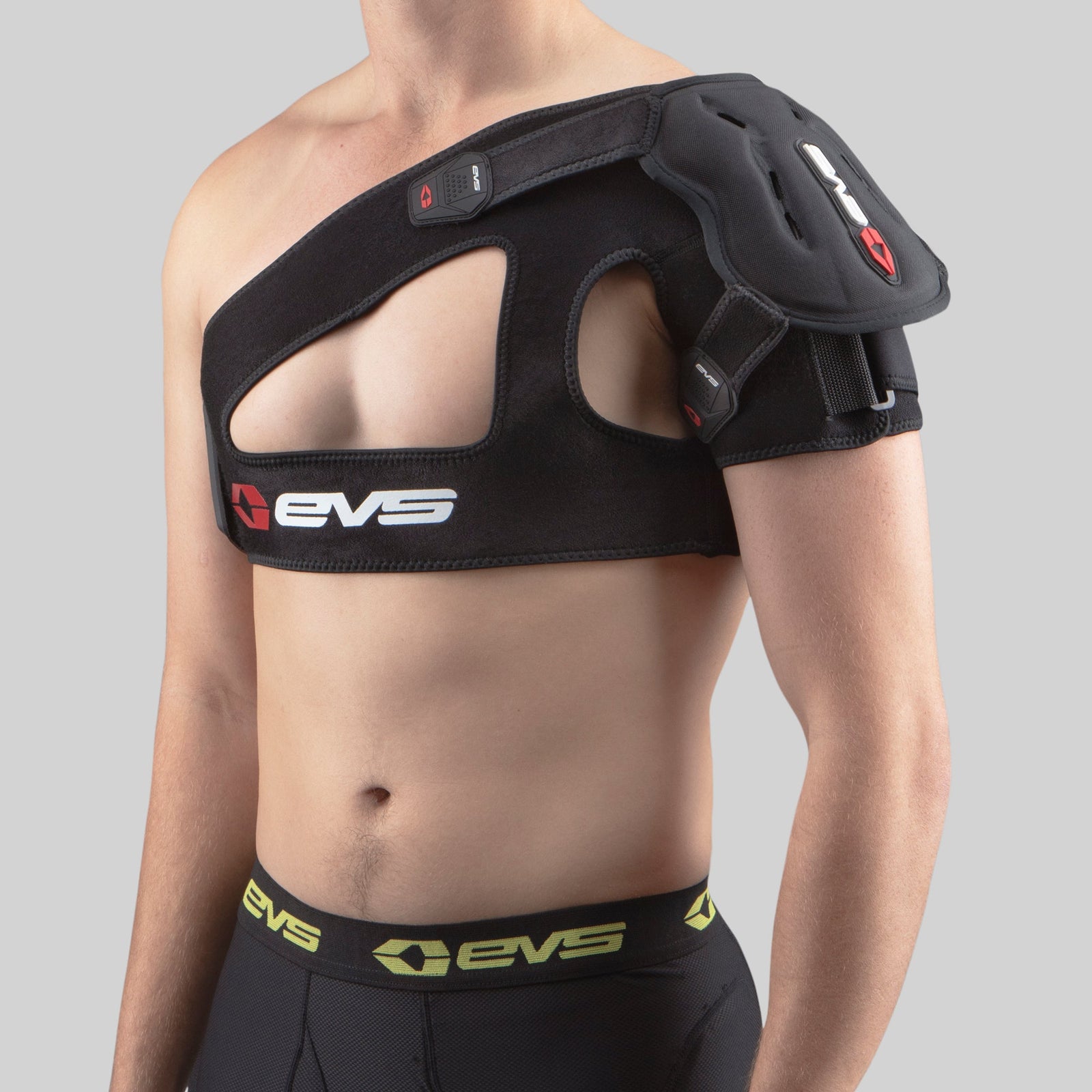 EVS Shoulder Braces in Arm support 