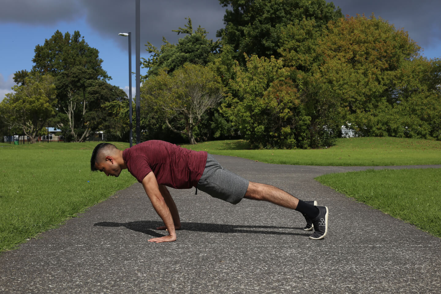 Dinesh the Lifestyle PT showing the planche lean