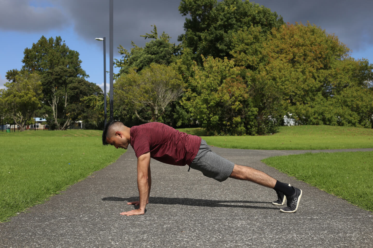 Dinesh Fonseca Lifestyle PT performing the plank