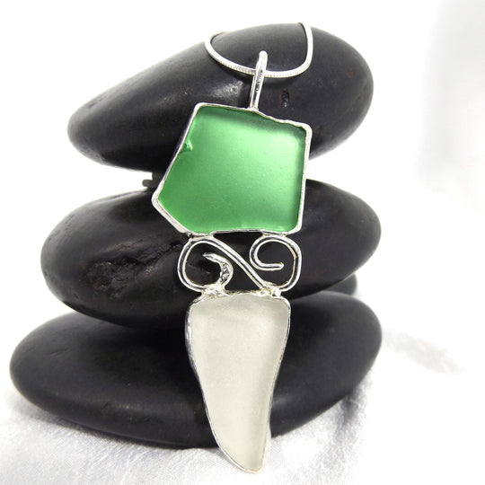  Artisan Jewelry Green and White Sea Glass Necklace