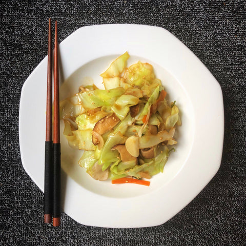 korean recipe sesame cabbage stirfry infrared-roasted sesame oil infrared-roasted sesame seeds ganjang korean soy sauce