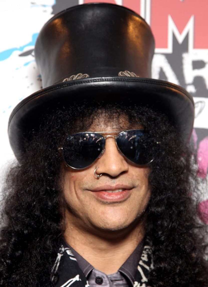 Guns N' Roses guitarist Slash always wears a top hat on stage for very  sweet reason - Mirror Online