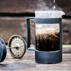 make-french-press-coffee-while-camping-backpacking