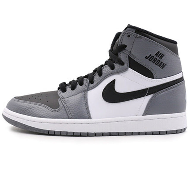 white nike high top basketball shoes