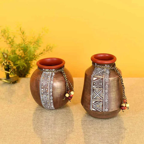 Simmering Sand Handpainted Terracotta Vase
