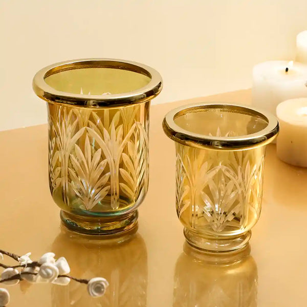 Glass candle holder