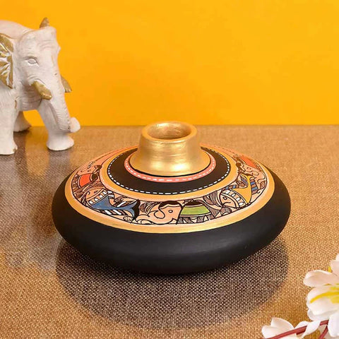 Vase Earthen Black Madhubani