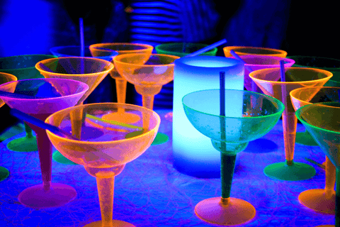 Glow-in-the-dark food and drinks