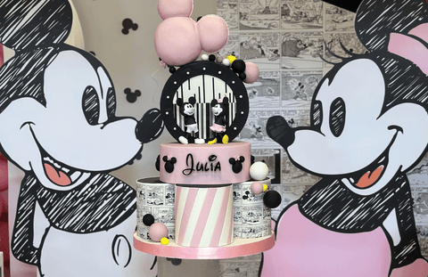 Mickey & Minnie's party scene