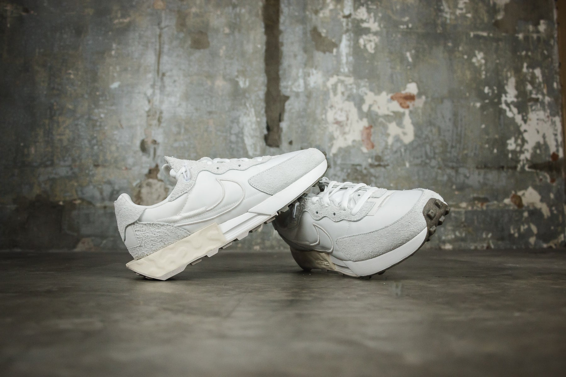 nike fontanka waffle white