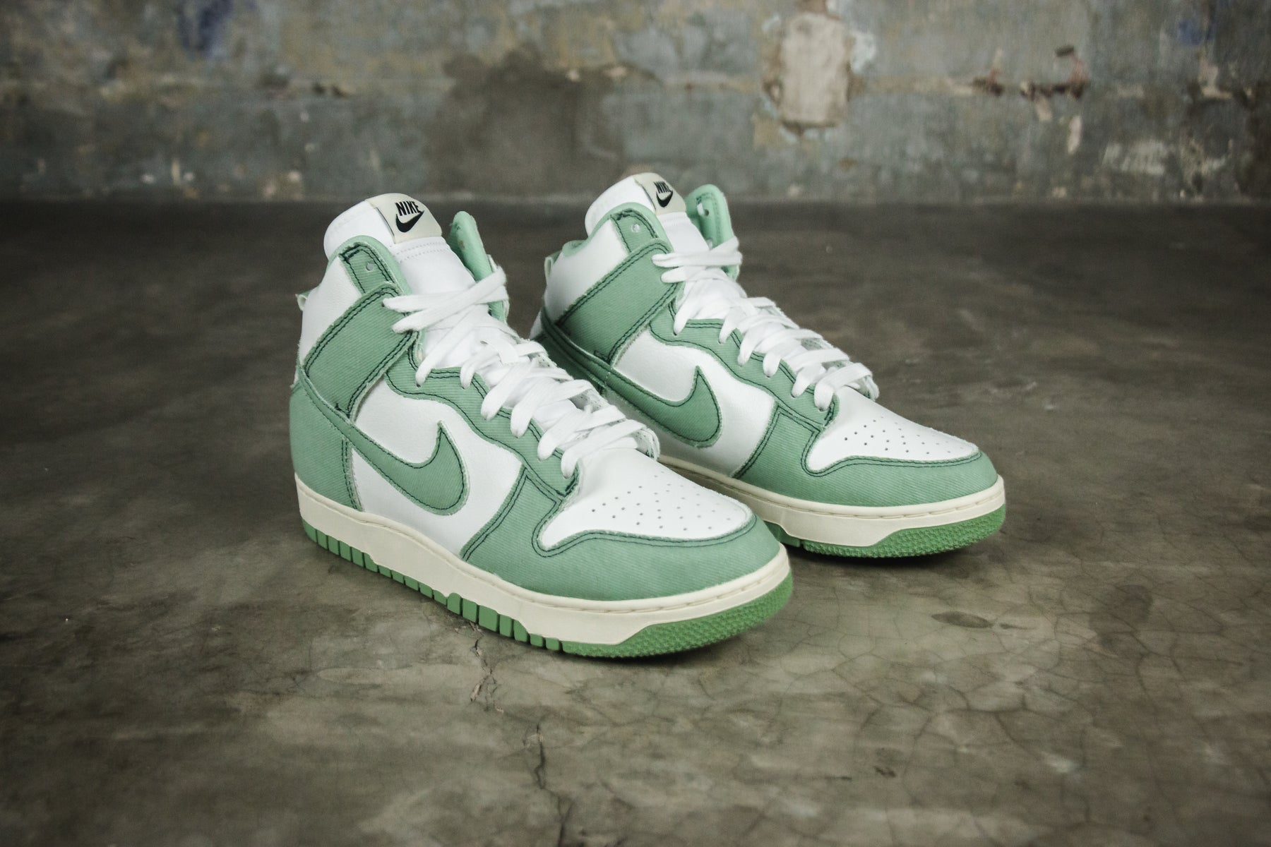 nike dunk green denim