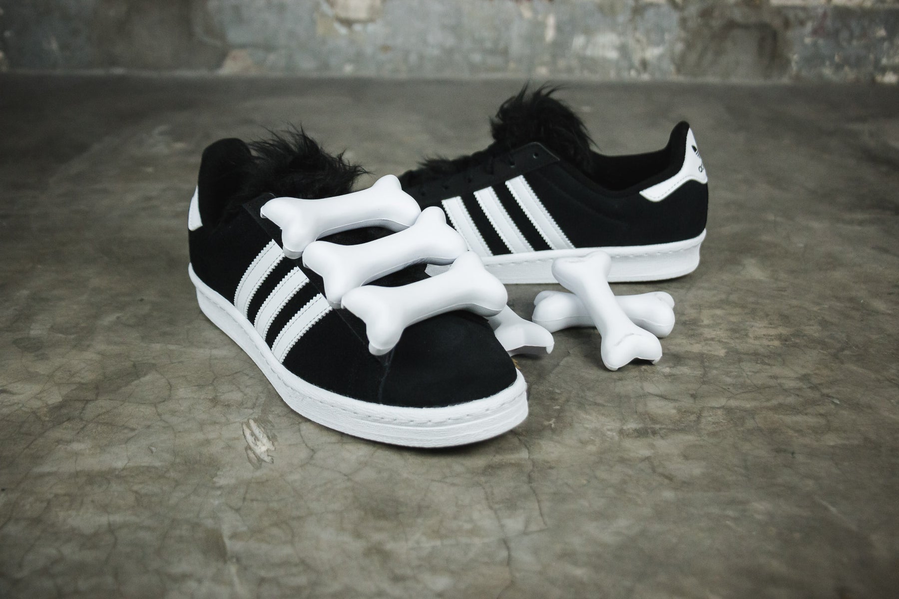 素敵な Jeremy Scott × adidas Bones Campus 80s ecousarecycling.com