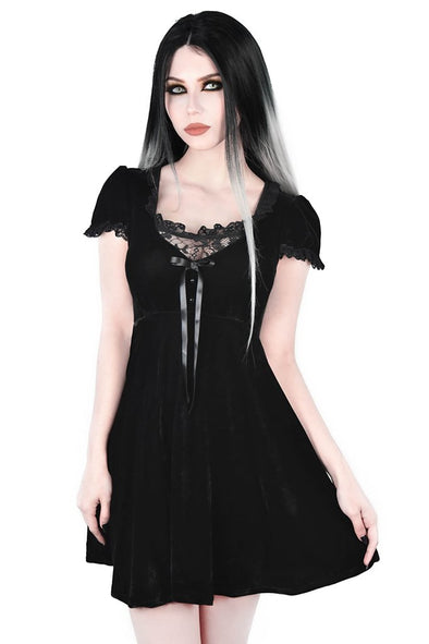 girly goth outfits