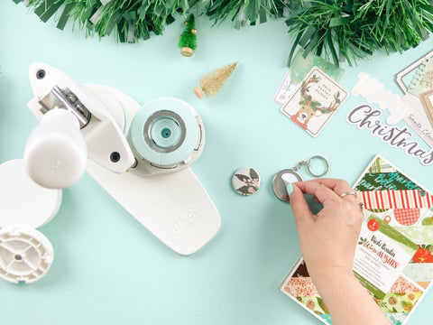 Christmas Gift Idea: Make a Keychain using the Button Press