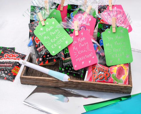 DIY Party Favours with the Foil Quill Freestyle Pens