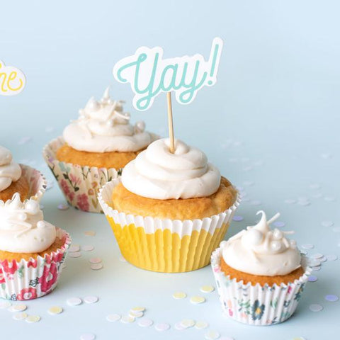 American Crafts - Homemade With Love - Baking Cups Bouquet