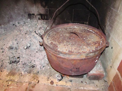 Cast iron dutch oven from harbor freight