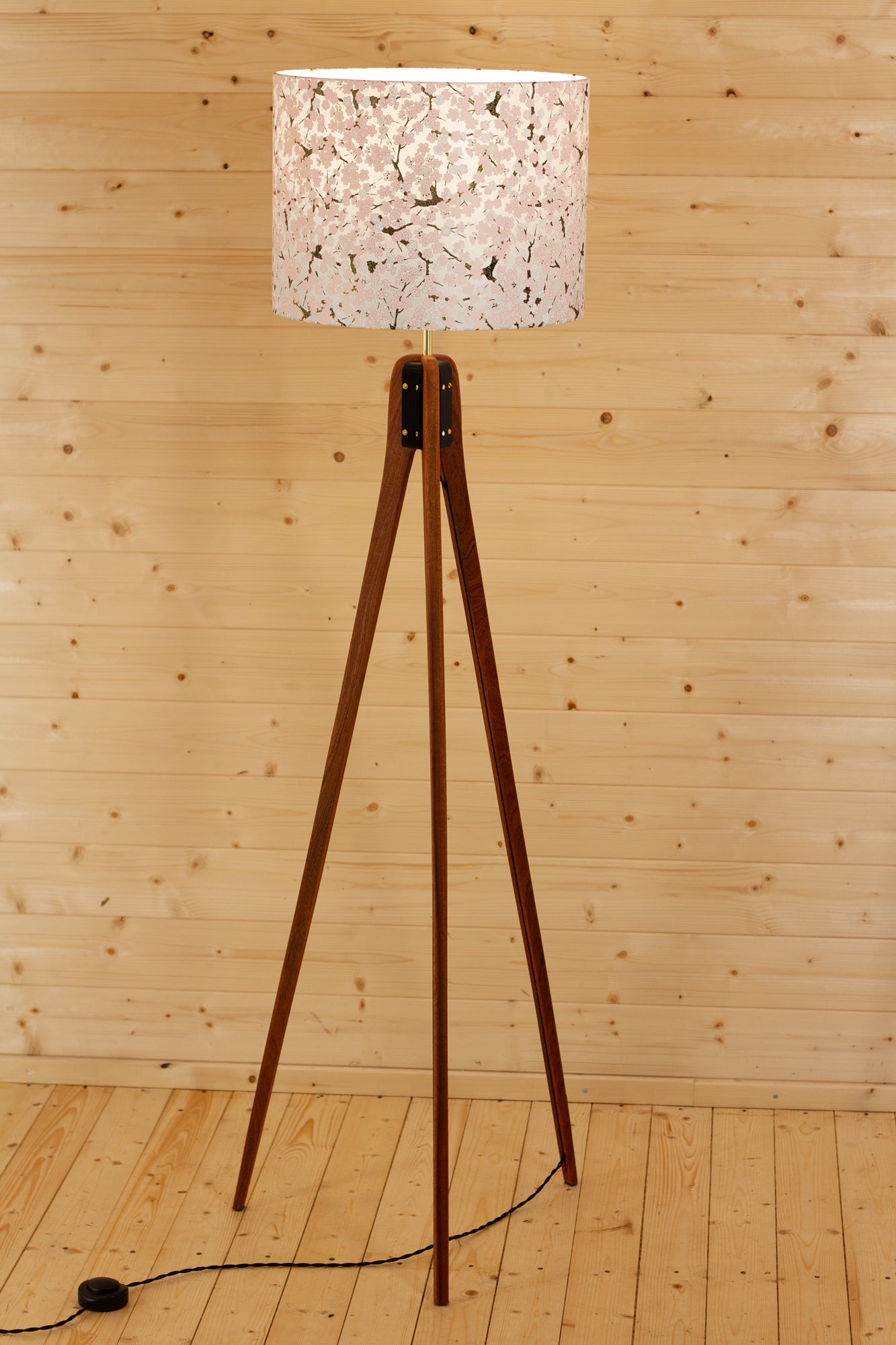 Cherry shop floor lamp