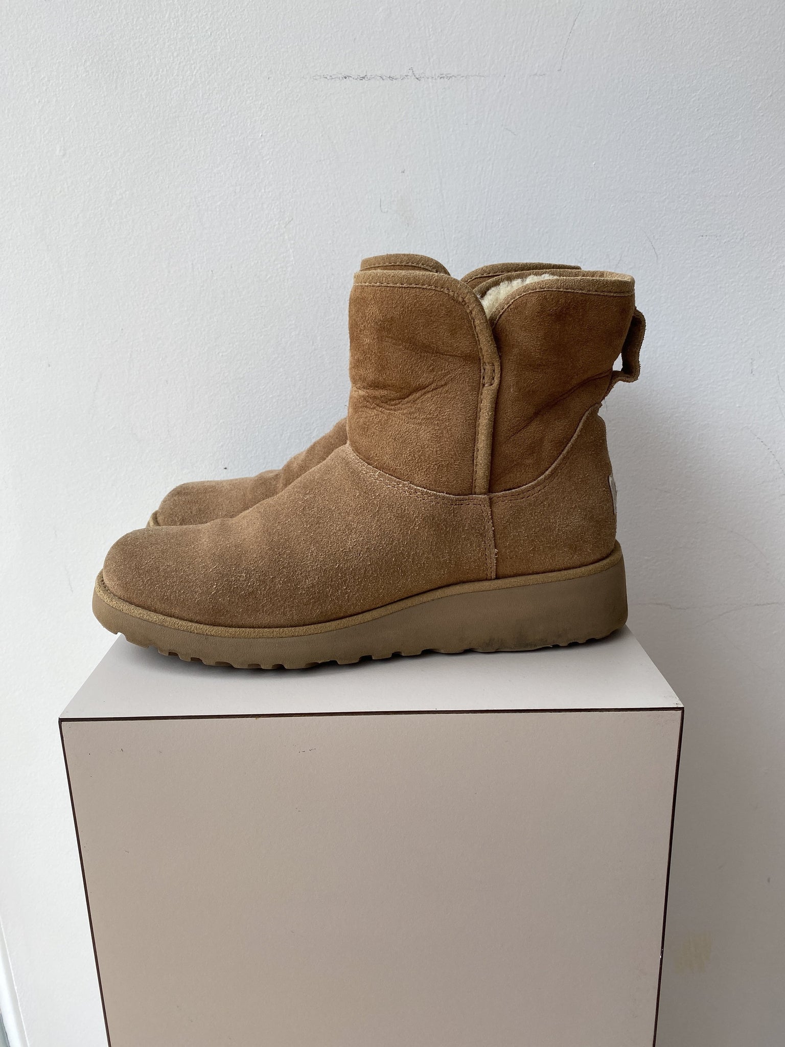 ugg kristin 7