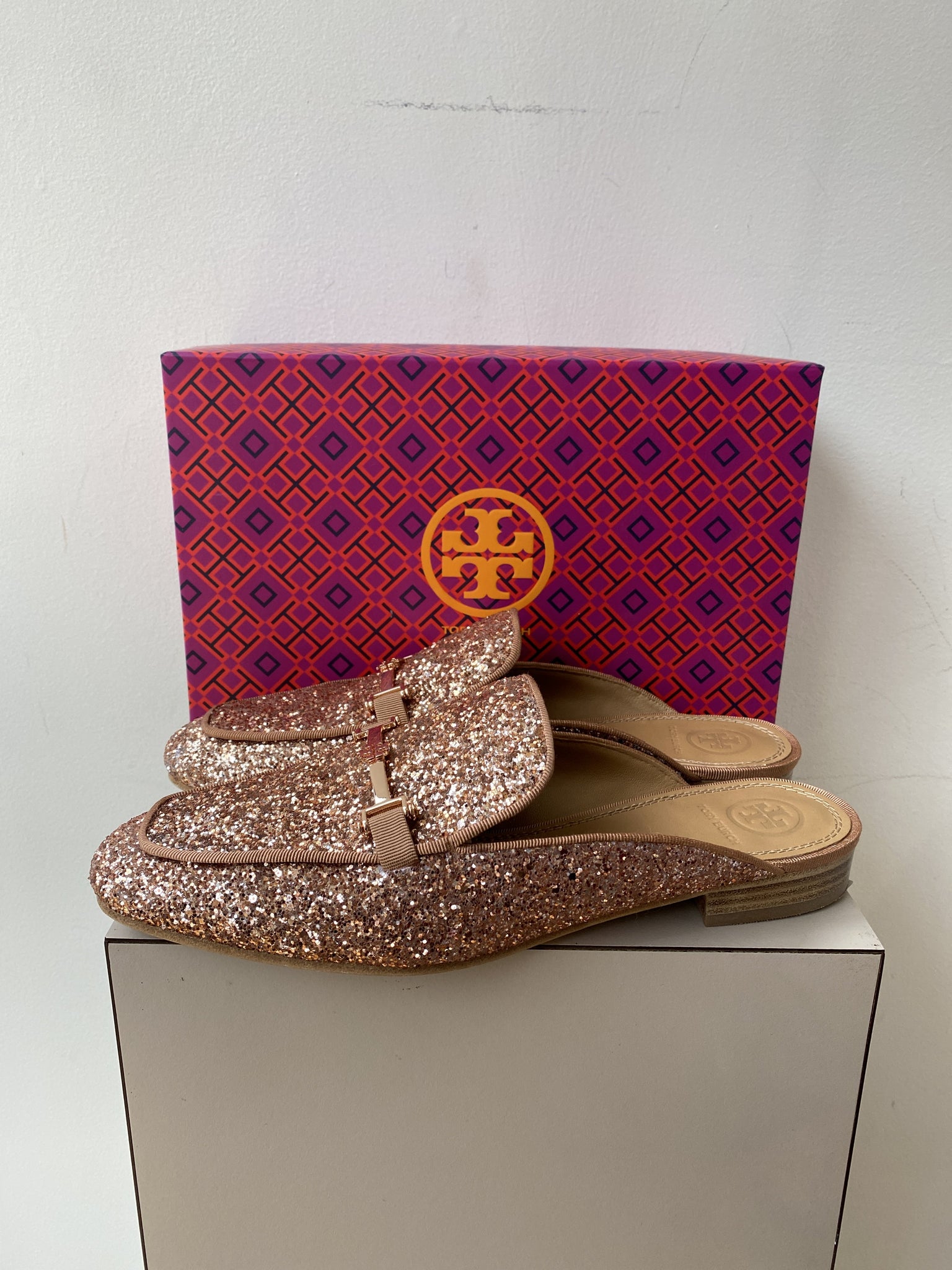 tory burch amelia glitter loafer