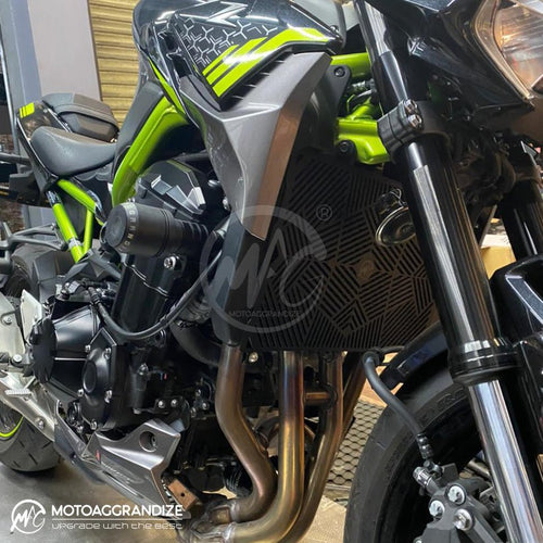 Kawasaki Z900 MOTOAGGRANDIZE Radiator Guard - LRL Motors