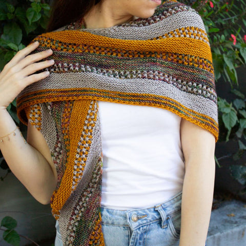 Friendship Shawl in malabrigo Dos Tierras