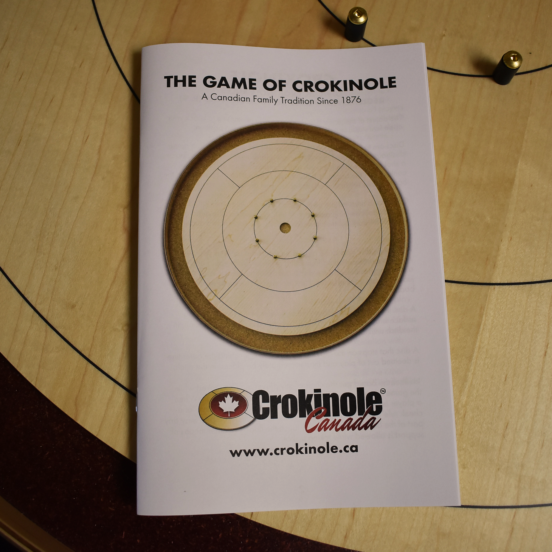 Крокинол. Крокинол настольная игра. Крокинол игра. Crokinole.